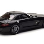 Mercedes SLS AMG オブシディアンブラック メタリック Minichamps 1:18 - image 3 of 7