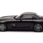 Mercedes SLS AMG オブシディアンブラック メタリック Minichamps 1:18 - image 4 of 7