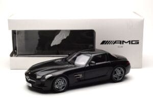 Mercedes SLS AMG オブシディアンブラック メタリック Minichamps 1:18 B66960042 メタル - 画像 7/7
