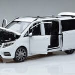 Mercedes V-Class W447 V260L ホワイト Mercedes 1:18 QALCN89911149 メタル - image 2 of 8