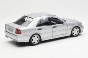 Mercedes C36 AMG W202 シルバー UT Models 1:18 180035000 メタル - 画像 2/6