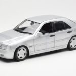 Mercedes C36 AMG W202 シルバー UT Models 1:18