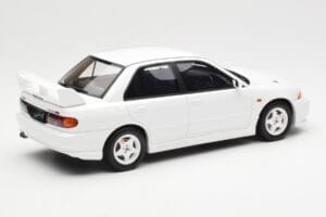 Mitsubishi Lancer Evo III スコティアホワイト Otto 1:18 OT1065 レジン - 画像 2/6