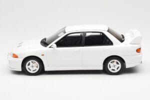 Mitsubishi Lancer Evo III スコティアホワイト Otto 1:18 OT1065 レジン - 画像 3/6