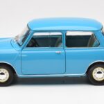 Morris Mini Minor ブルー Kyosho 1:18 - image 4 of 8