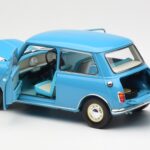 Morris Mini Minor ブルー Kyosho 1:18 - image 5 of 8
