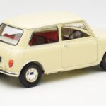 Morris Mini Minor ホワイト Kyosho 1:18 - image 3 of 8
