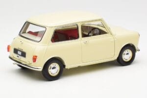 Morris Mini Minor ホワイト Kyosho 1:18 08964W メタル - 画像 3/8