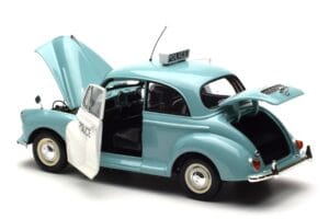 Morris Minor ポリス ブルー & ホワイト Minichamps 1:18 150137090 メタル - 画像 5/8