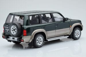 Nissan Patrol GR Y61 グリーン Otto 1:18 OT433 レジン - 画像 2/5