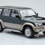 Nissan Patrol GR Y61 グリーン Otto 1:18 - image 3 of 5