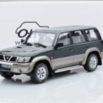 Nissan Patrol GR Y61 グリーン Otto 1:18 - image 5 of 5