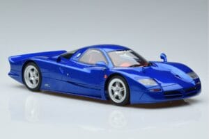 Nissan R390 GT1 Road Car GT Spirit 1:18 GT403 レジン - 画像 4/6