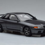 Nissan Skyline GT-R BNR32 Nismo グレー Otto 1:18 - image 4 of 6