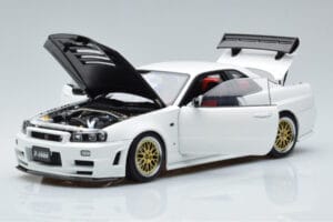 Nissan Skyline GT-R R34 Nismo Z-Tune ホワイト MotorHelix 1:18 M83407 メタル - 画像 2/11