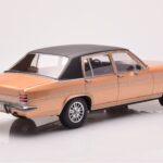 Opel Diplomat B ベージュメタリック MCG 1:18 - image 2 of 6