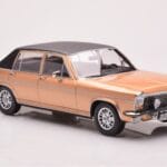 Opel Diplomat B ベージュメタリック MCG 1:18 - image 4 of 6