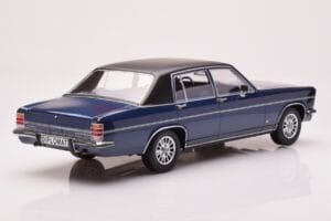 Opel Diplomat B ダークブルーメタリック MCG 1:18 MCG18336 メタル - 画像 2/6