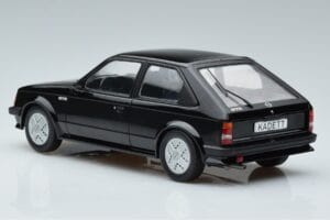 Opel Kadett D GTE ブラック MCG 1:18 MCG18270 メタル - 画像 5/6
