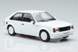 Opel Kadett D GTE ホワイト MCG 1:18 MCG18268 メタル - 画像 4/6