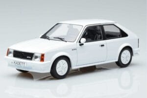 Opel Kadett D GTE ホワイト MCG 1:18 MCG18268 メタル