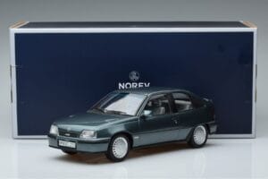 Opel Kadett E GSi ブルーメタリック Norev 1:18 183614 メタル - 画像 6/6