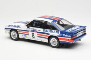 Opel Manta 400 Rothmans #8 J. McRae / I. Grindrod Lombard RAC Rally 1983 IXO 1:18 18RMC038A メタル - 画像 5/6