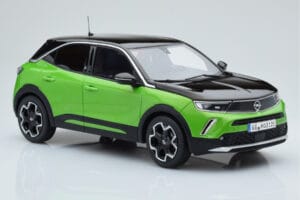 Opel Mokka-e GS Line マッチャグリーン Otto 1:18 OT435 レジン - 画像 3/5