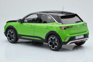 Opel Mokka-e GS Line マッチャグリーン Otto 1:18 OT435 レジン - 画像 4/5