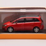 Opel Zafira B OPC レッド Minichamps 1:43 - image 4 of 4