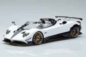 Pagani Zonda HP Barchetta カーボンファイバー ホワイト LCD 1:18 LCD18009 WH メタル