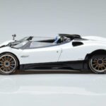 Pagani Zonda HP Barchetta カーボンファイバー ホワイト LCD 1:18 LCD18009 WH メタル - image 5 of 9