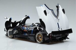Pagani Zonda HP Barchetta カーボンファイバー ホワイト LCD 1:18 LCD18009 WH メタル - 画像 7/9