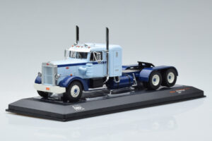Peterbilt 350 ブルー IXO 1:43 TR133