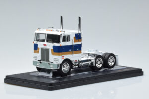 Peterbilt 352 H ホワイト IXO 1:43 TR078