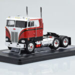 Peterbilt 352 Pacemaker レッド ホワイト IXO 1:43