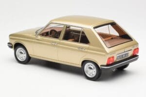 Peugeot 104 GR ベージュ メタリック Norev 1:18 184904 メタル - 画像 5/6