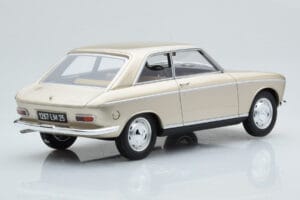 Peugeot 204 Coupe ベージュ Otto 1:18 OT1024 レジン - 画像 2/6