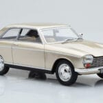 Peugeot 204 Coupe ベージュ Otto 1:18 - image 4 of 6