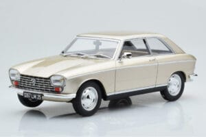 Peugeot 204 Coupe ベージュ Otto 1:18