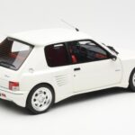 Peugeot 205 Dimma ホワイト Otto 1:18 - image 2 of 6