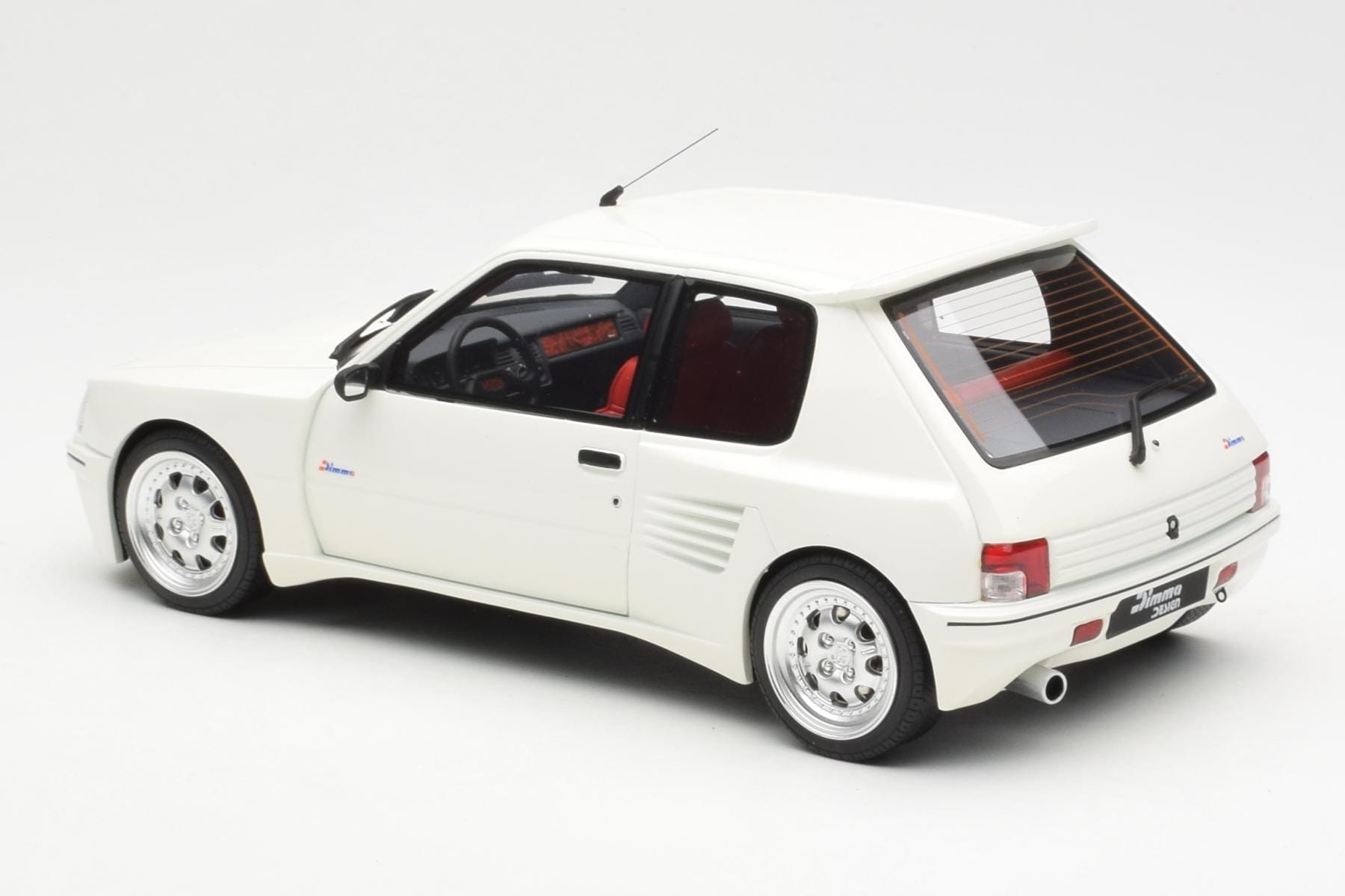 Peugeot 205 Dimma ホワイト Otto 1:18 OT681 レジン - 画像 5/6