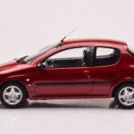 Peugeot 206 S16 レッド Otto 1:18 - image 3 of 6