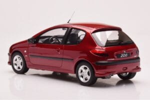 Peugeot 206 S16 レッド Otto 1:18 OT1039 レジン - 画像 5/6