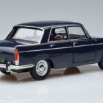 Peugeot 404 ブルー Norev 1:18 184836 メタル - image 3 of 7
