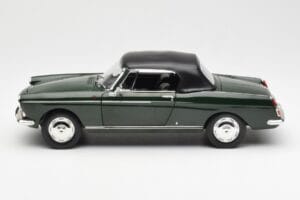 Peugeot 404 カブリオレ Antique Green 限定版 Norev 1:18 184829 メタル - 画像 4/8