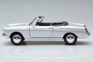 Peugeot 404 カブリオレ シルバー Norev 1:18 184835 メタル - 画像 5/8