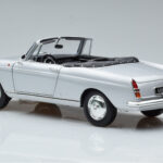 Peugeot 404 カブリオレ シルバー Norev 1:18 - image 7 of 8