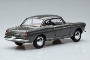 Peugeot 404 Coupe グラファイトグレー Norev 1:18 184834 メタル - 画像 3/7