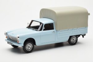 Peugeot 404 Pickup Bache パステルブルー Otto 1:18